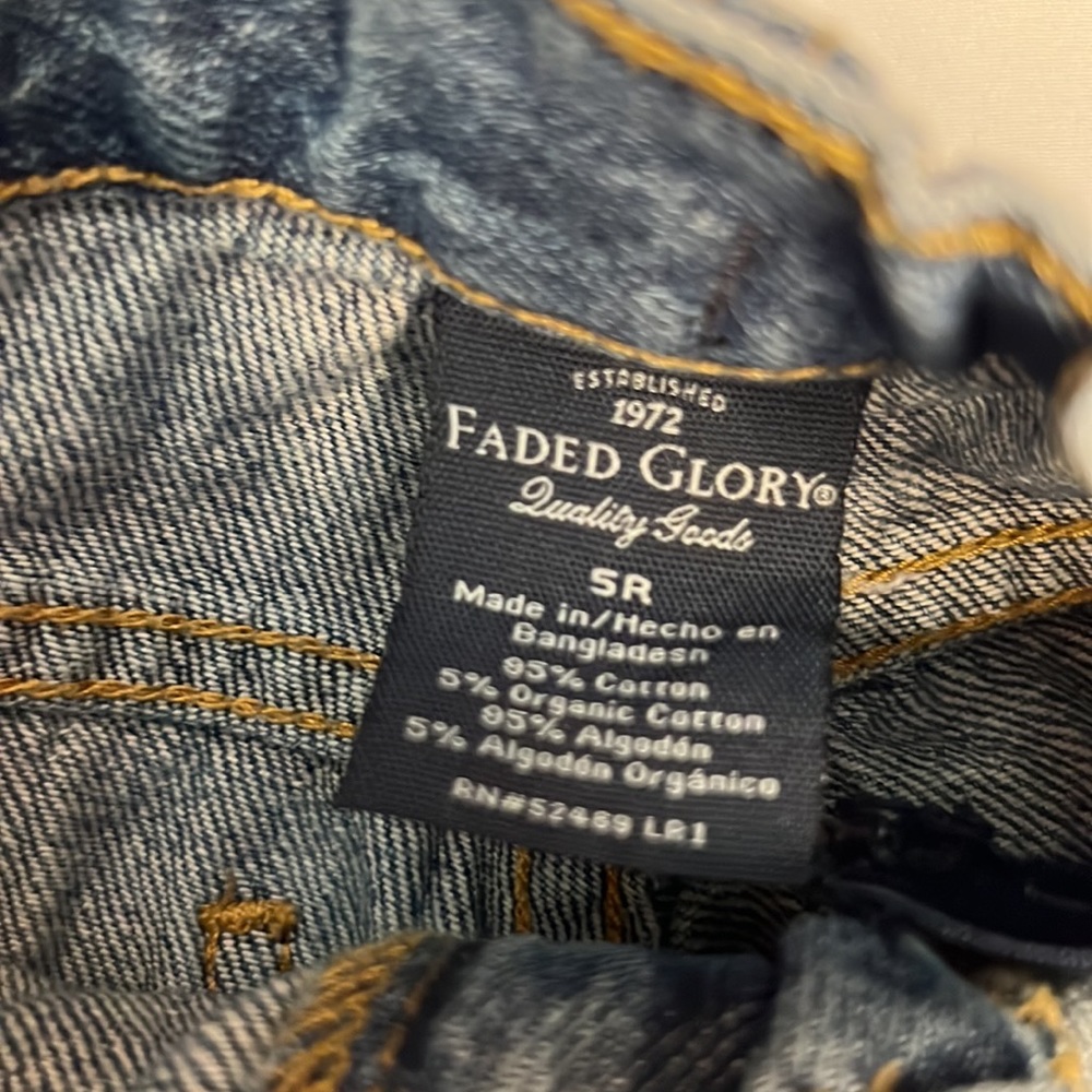Faded Glory Kids Medium Wash Bootcut Jeans Boys Size 5 Adjustable Waist - Picture 2 of 3